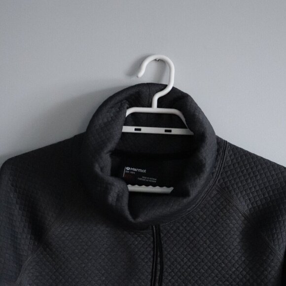 Marmot Women's Sz XS Quilted Annie Turtleneck Kangaroo Pocket Pullover Sweater - Picture 4 of 14